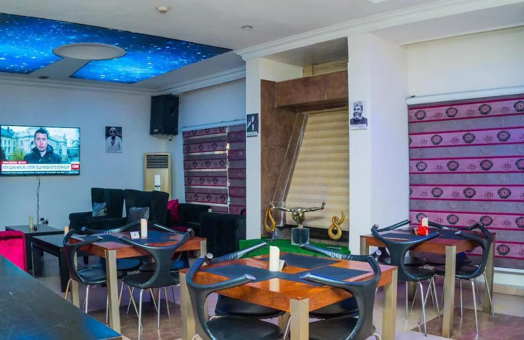 1804 BOUTIQUE HOTEL