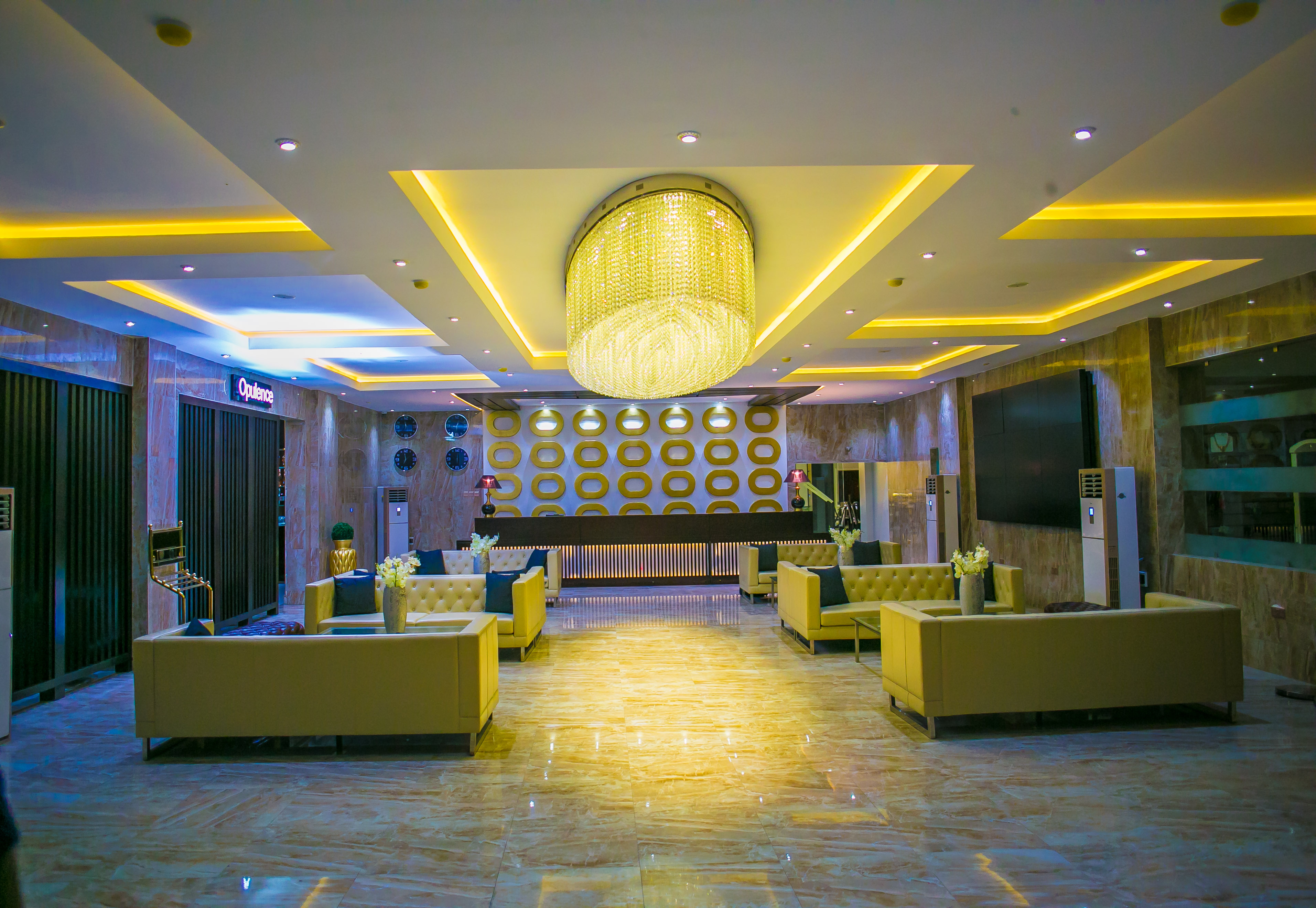 ECHELON HEIGHT HOTEL