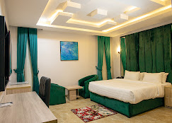 EDIS PREMIER HOTEL