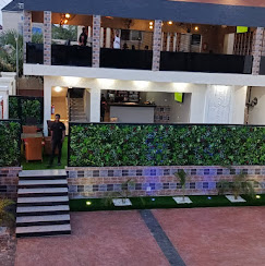 ZUSTEL HOTEL