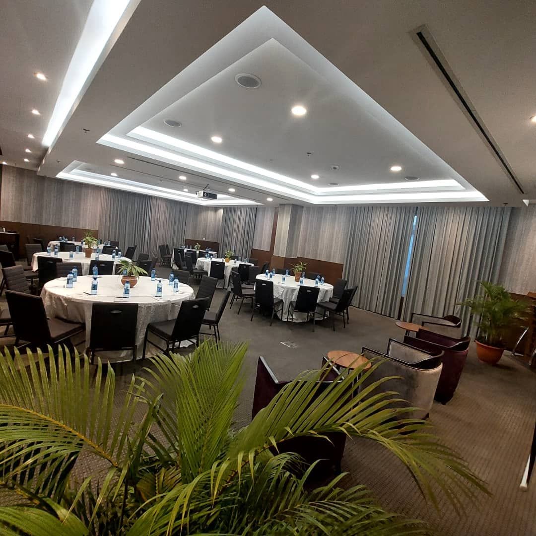 THE ENVOY HOTEL