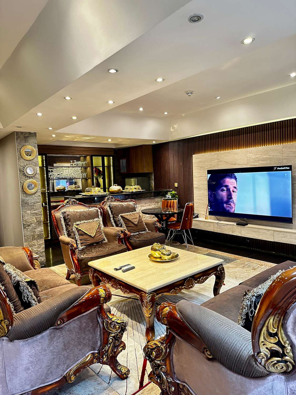 GOLDEN TULIP HOTEL