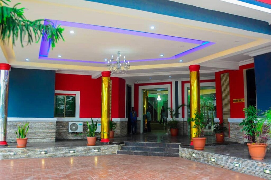 DAVIS HOTEL