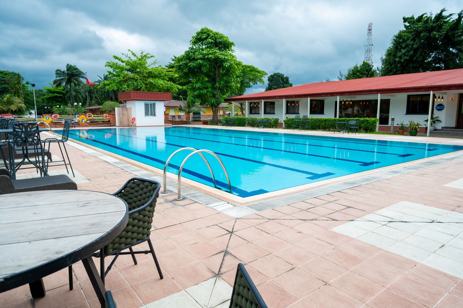 HELICONIA PARK HOTEL