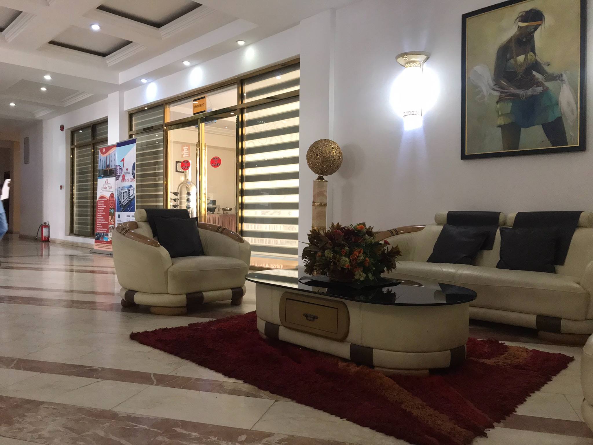 NEWTON PARK HOTEL
