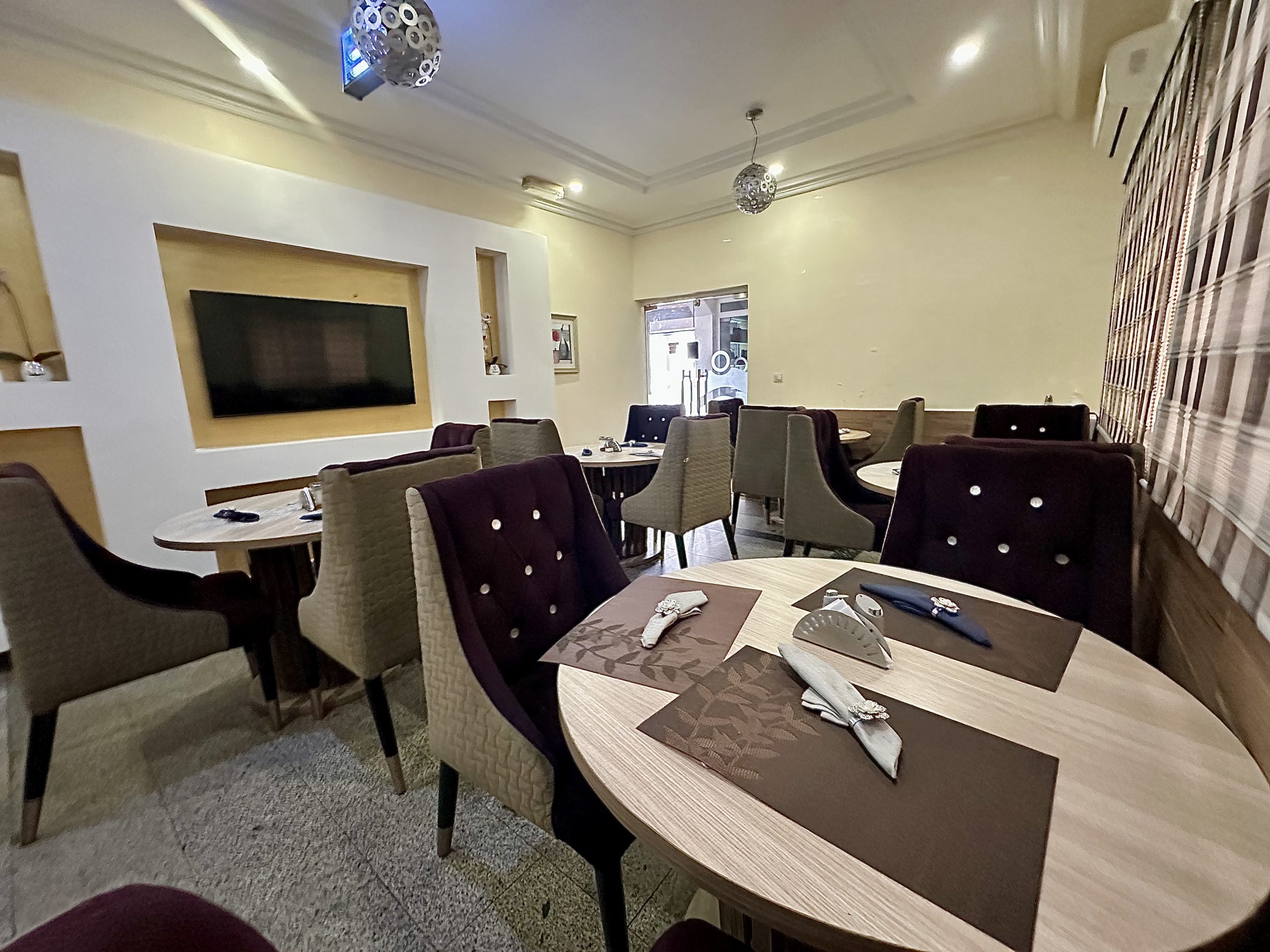 LA ELDERA HOTEL