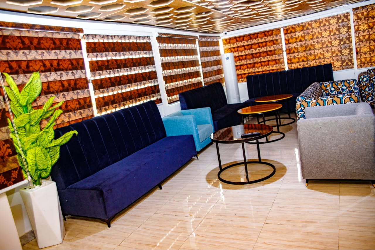 SURE POINT HOTEL AND APARTMENT