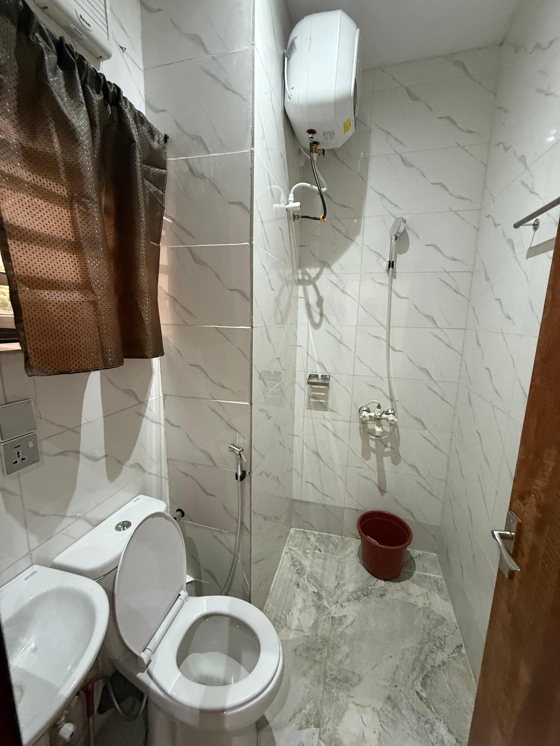 SERVY HOTEL