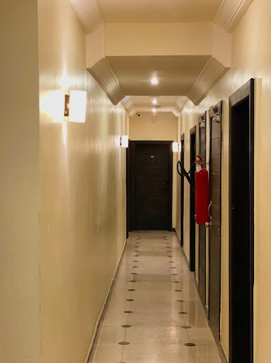 HOTEL QUO VADIS