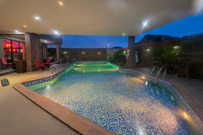 LILY GATE HOTEL