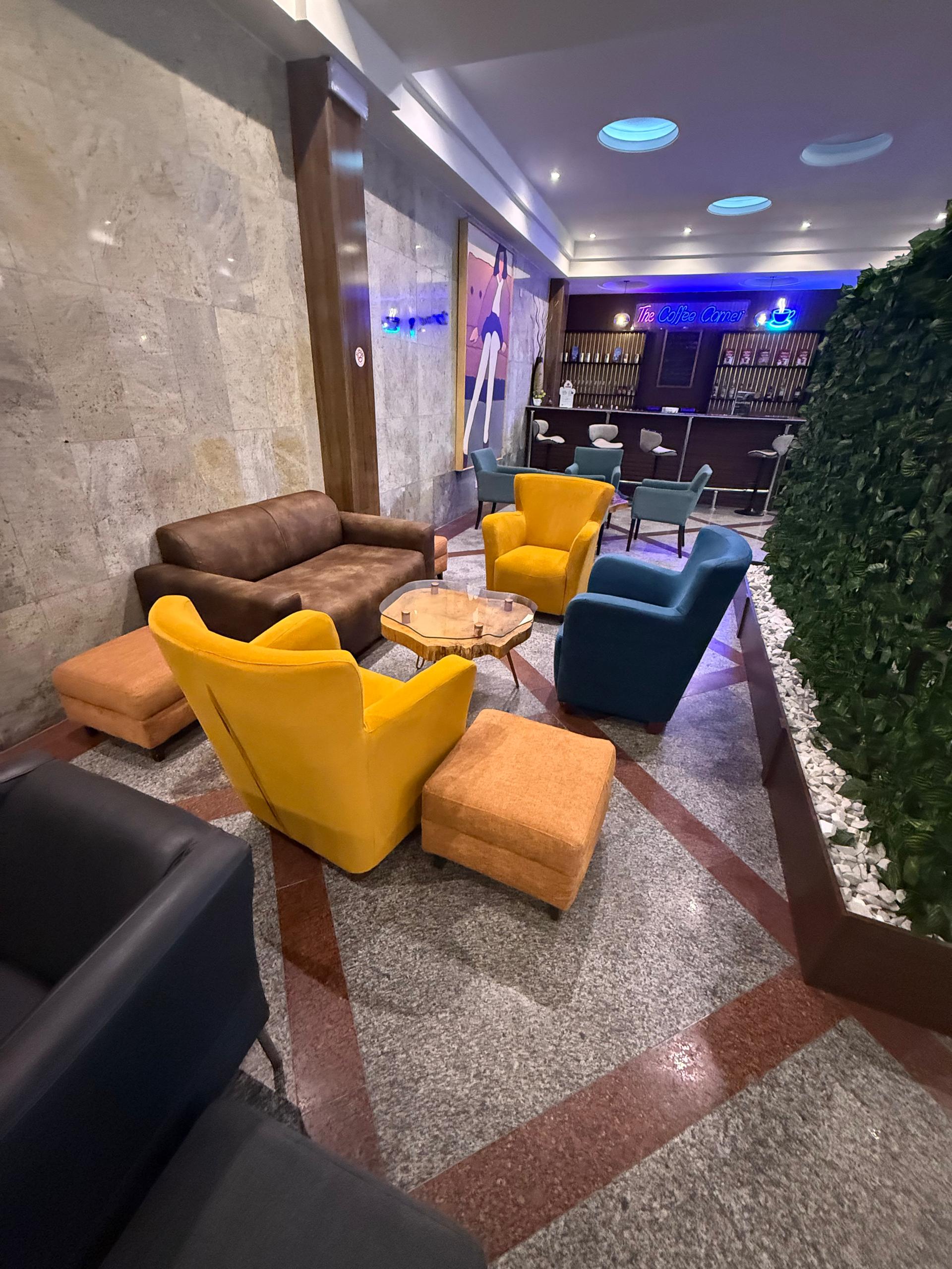 SERVY HOTEL