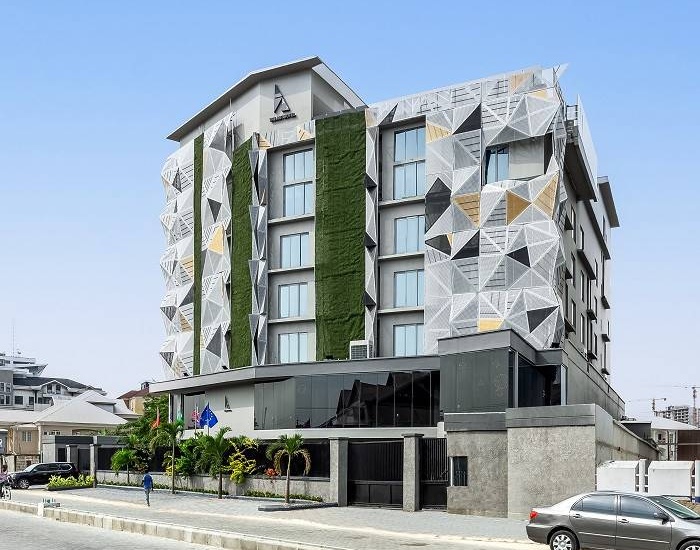 THE ART HOTEL