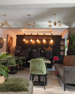 MELBROOKE PARK HOTEL