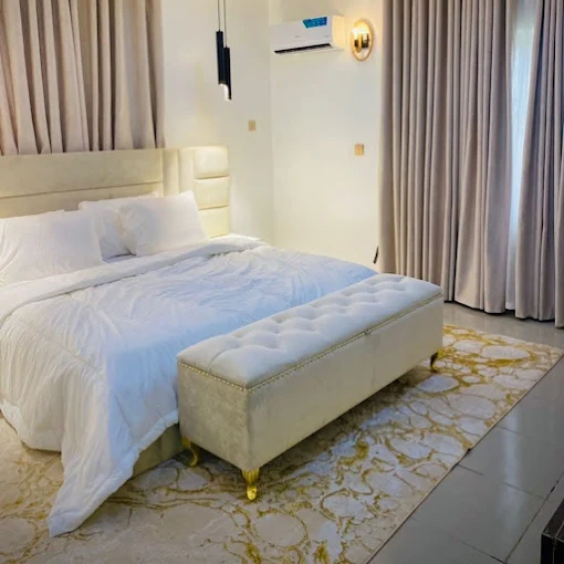 GAMES VILLAGE SUITE
