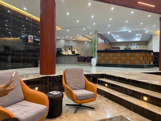 WETLAND HOTEL