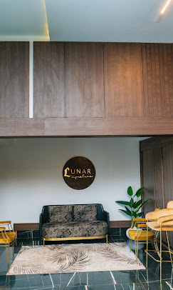 LUNAR SIGNATURE HOTEL