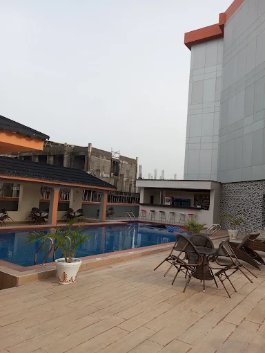 WETLAND HOTEL