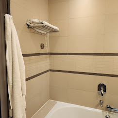 FOUR POINT BY SHERATON