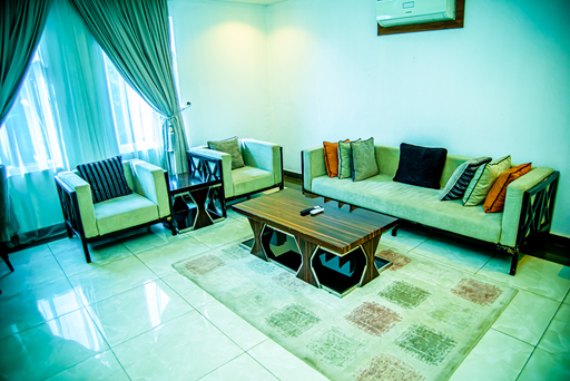 AMBASSADORIAL SUITE