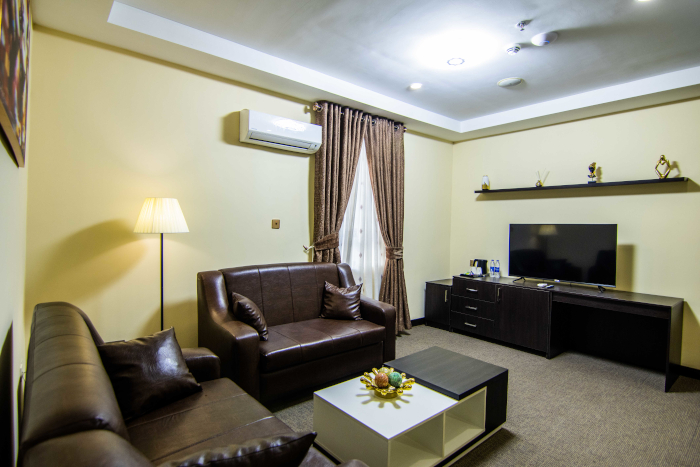 PRESIDENTIAL SUITE