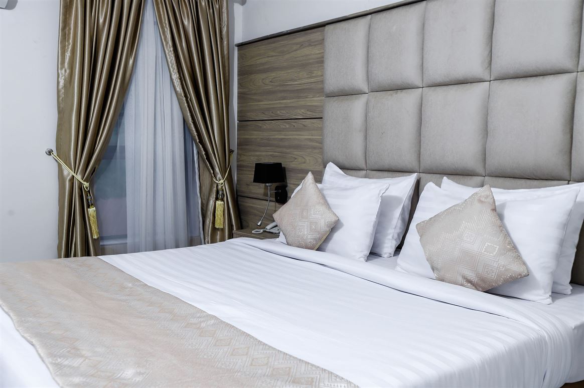 EXECUTIVE LUXURY ROOM