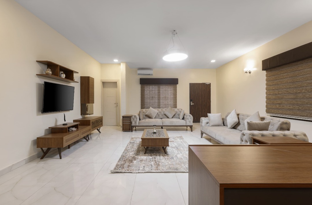 DELUXE SUITE
