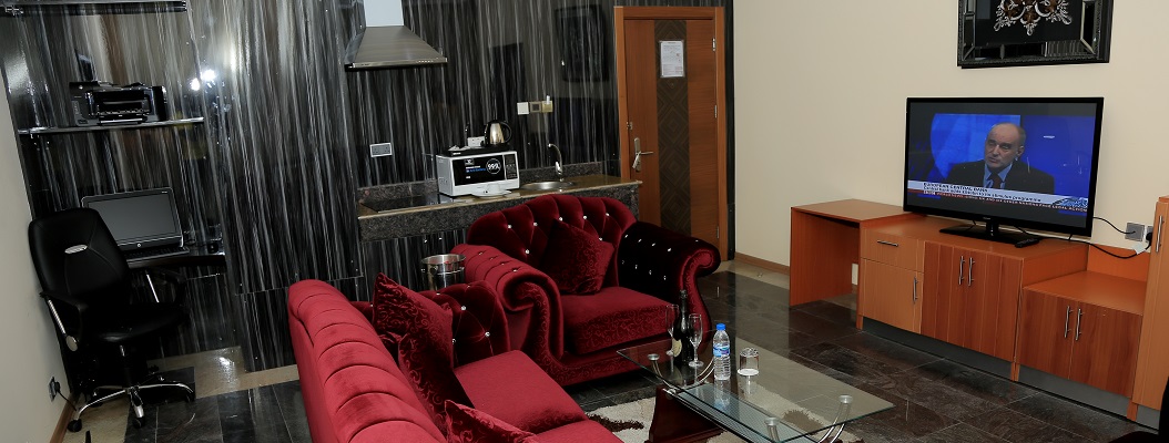 PRESIDENTIAL SUITE