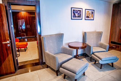 PRESIDENTIAL SUITE