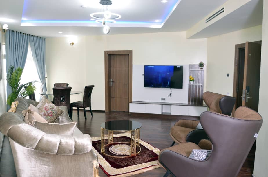 PRESIDENTIAL SUITE