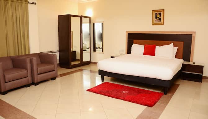 Business Room